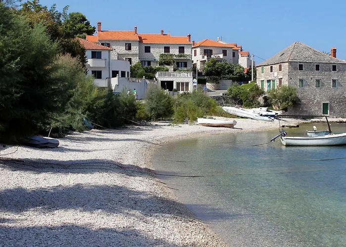 With Parking Space Postira, Brac - 765 Lejlighed