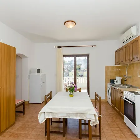 With Parking Space Postira, Brac - 765 Daire