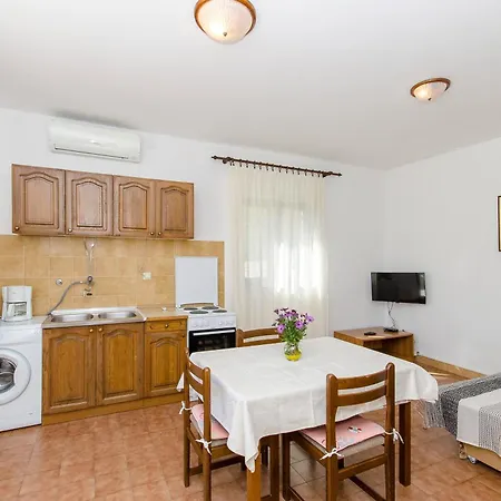 דירה With Parking Space Postira, Brac - 765