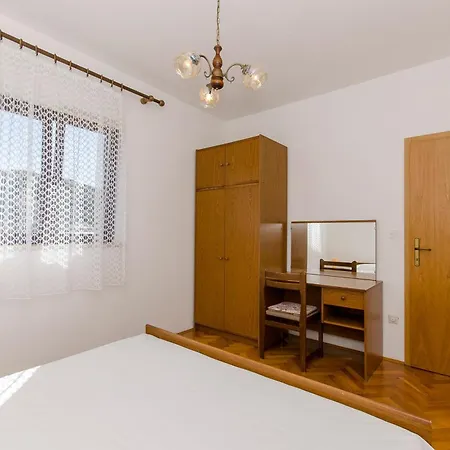 דירה With Parking Space Postira, Brac - 765 פוסטיר